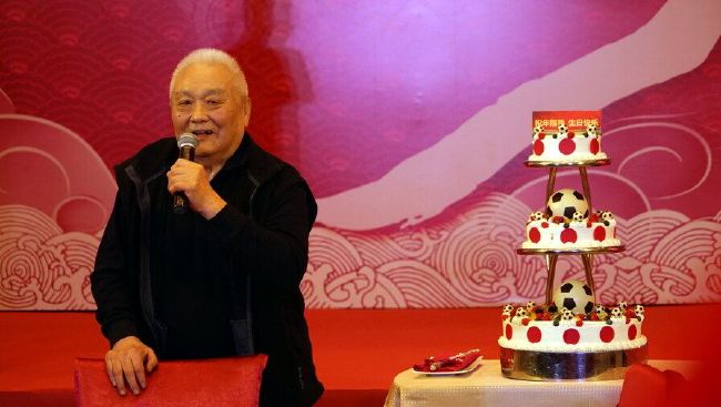 黄色伊人