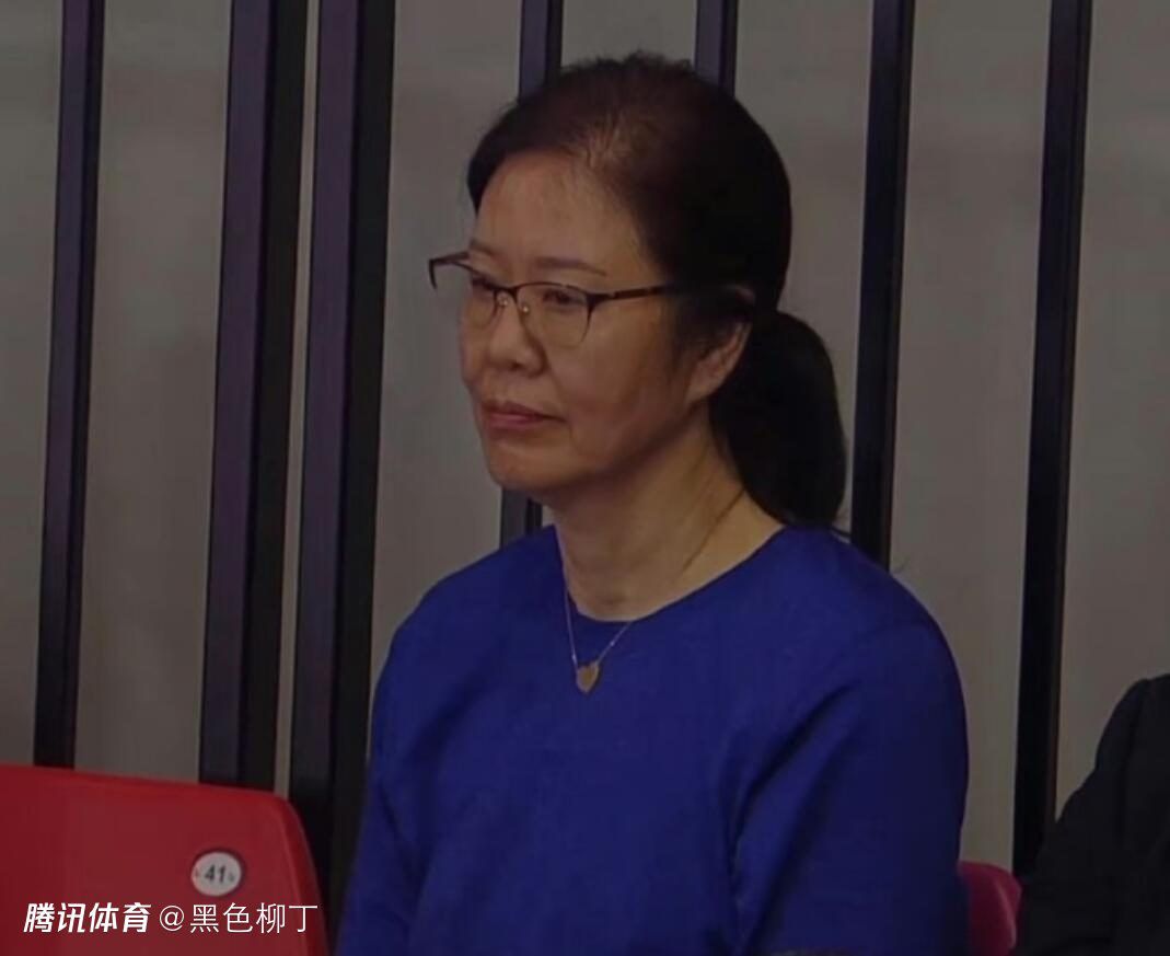 淫臀乱妇系列小说