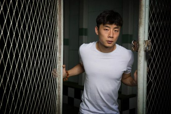 以新演员名义